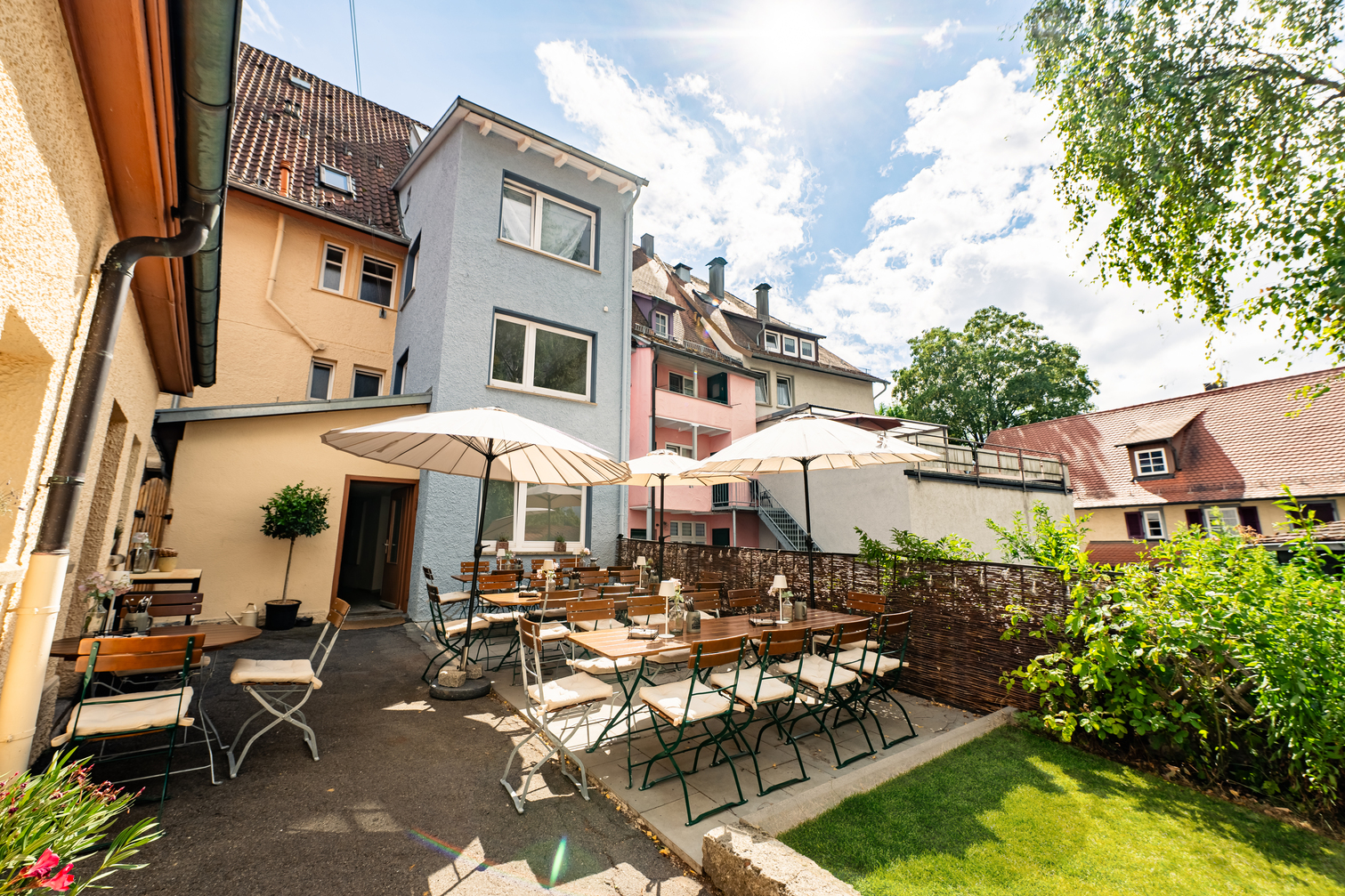 Terrasse im Innenhof